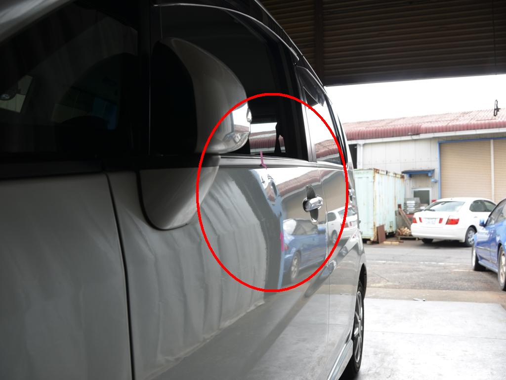 ムーヴ ドア デントリペア（へこみ修理）