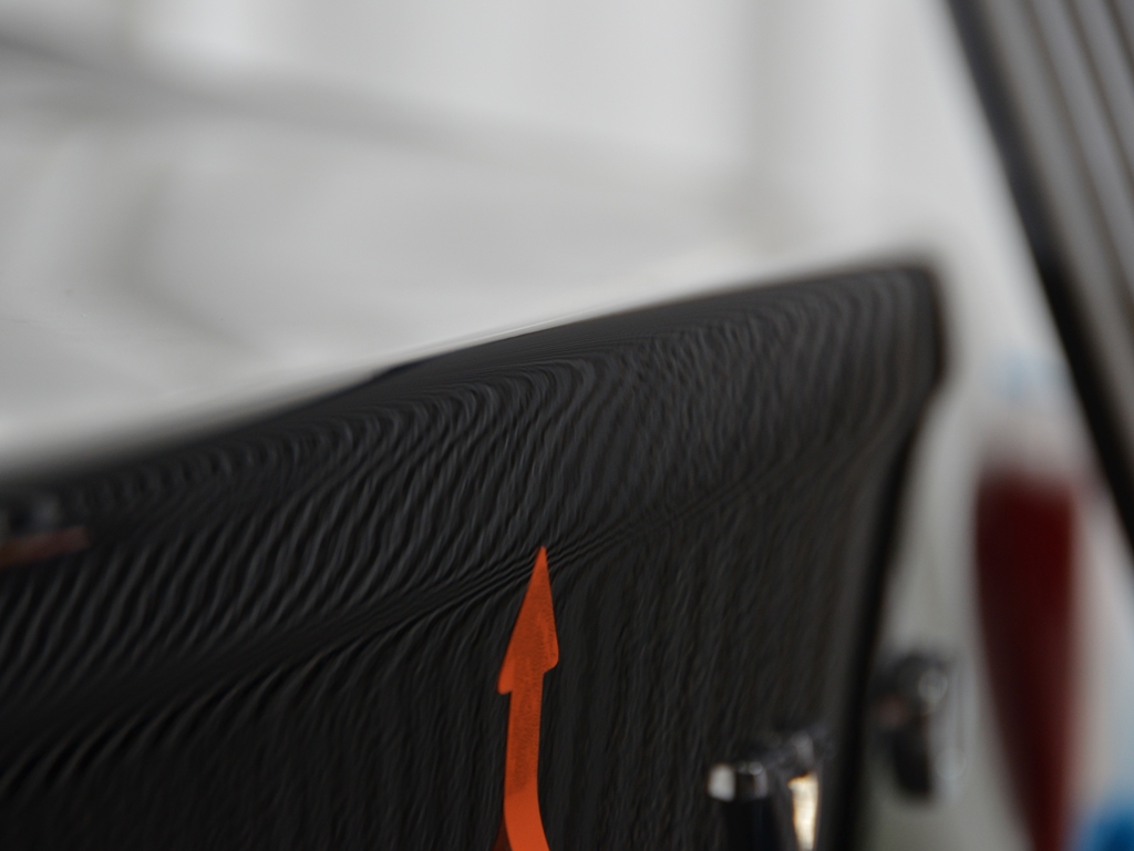 ボルボS60トランクリッドTRUSTデントリペア