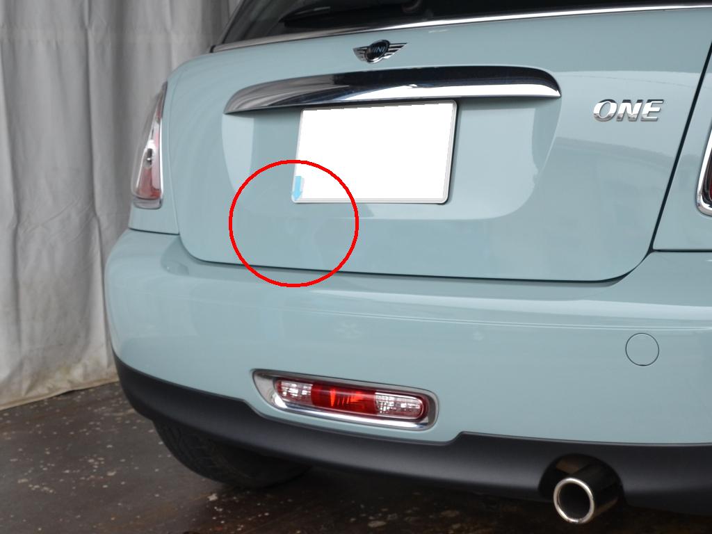 ミニバックドアのデントリペア