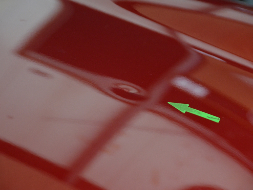 N-ONE（エヌワン）ボンネットのデントリペア