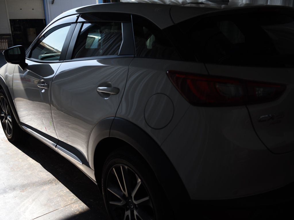 CX-3左フロントドアのデントリペア