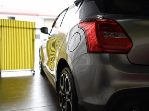 スイフト 左リアフェンダーのデントリペア