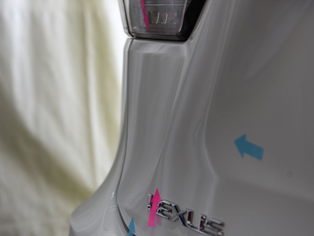 レクサス RX300 バックドアのデントリペア後