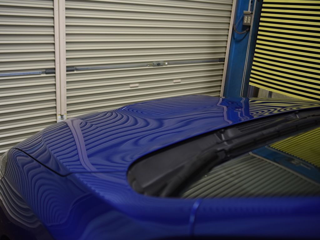 WRX 雹害修理後 ラインボードとシャッターで細部までチェック