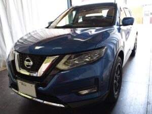 日産 エクストレイル 右リアドアのデントリペア