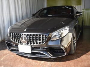 AMG S63クーペ 右リアフェンダーのデントリペアのご依頼ご来店