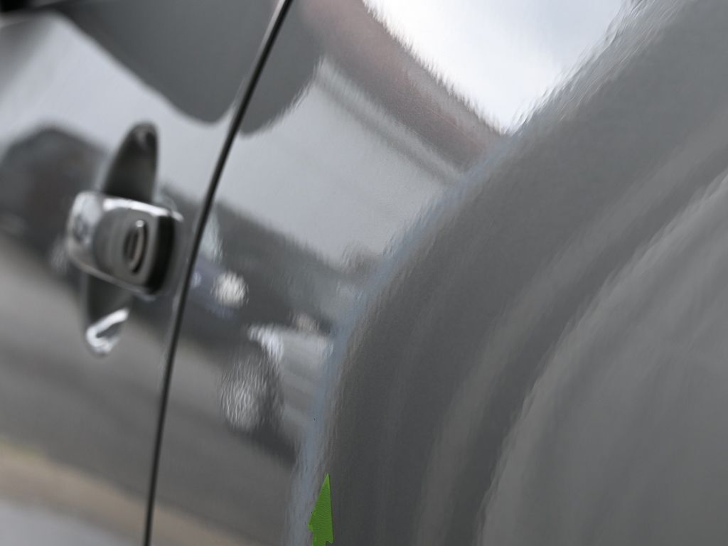 フォルクスワーゲンBORA 左リアドアのデントリペア後