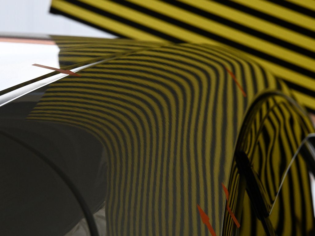 クラウンスポーツ ピラーのデントリペア後