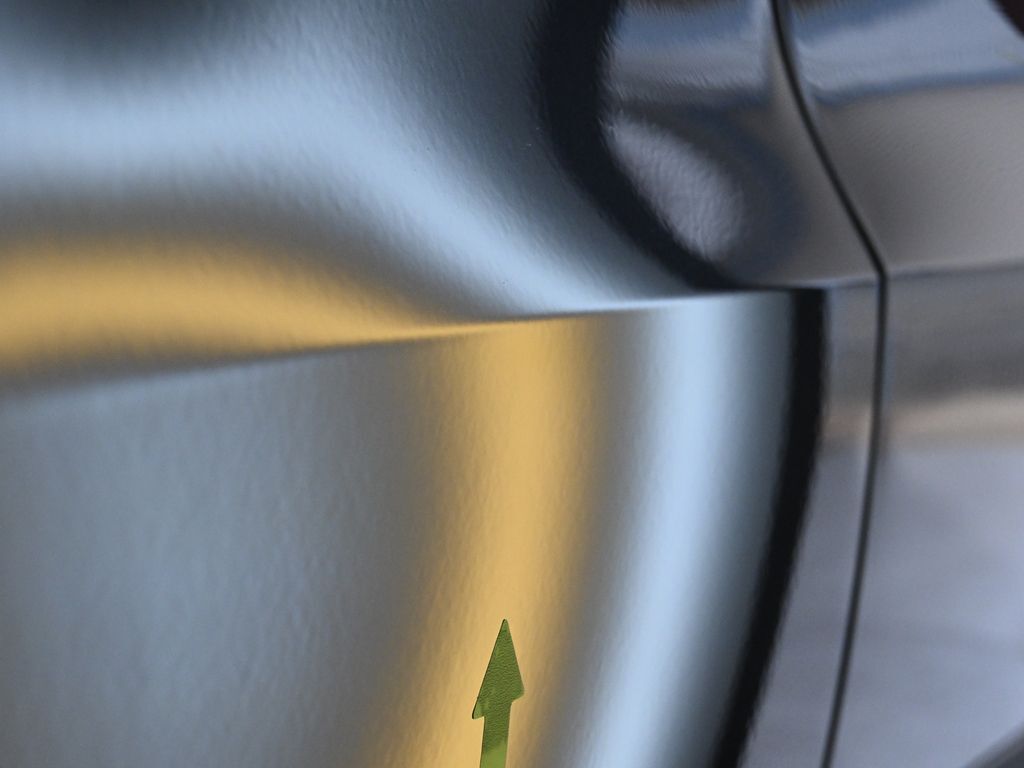 レクサスLBX 右リアドアのデントリペア後