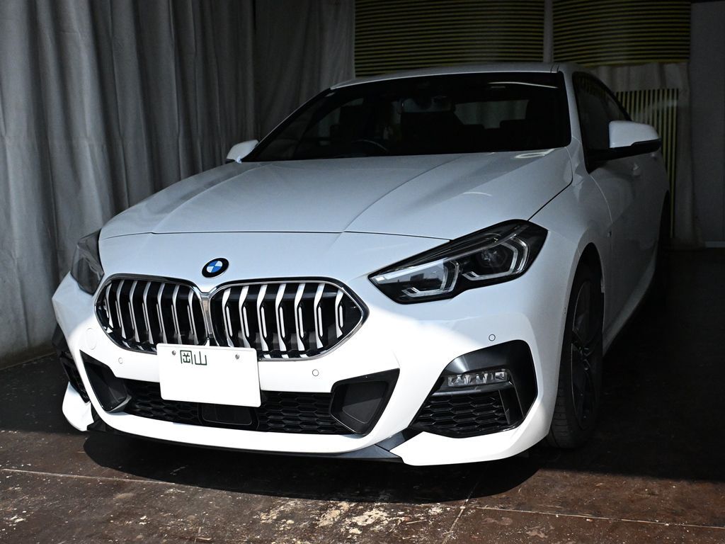 BMW 2シリーズグランクーペ デントリペアのご依頼ご来店