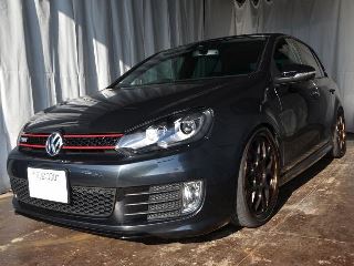 フォルクスワーゲン ゴルフGTI サイドステップのデントリペア