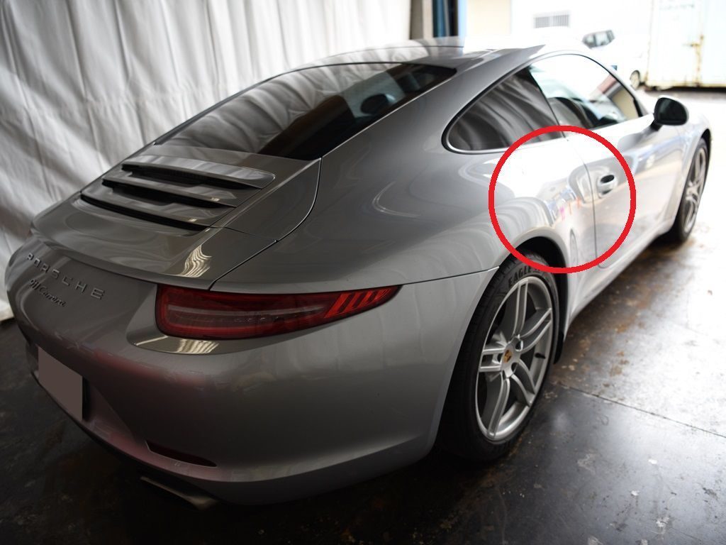 ポルシェ991　リアフェンダーのデントリペア位置