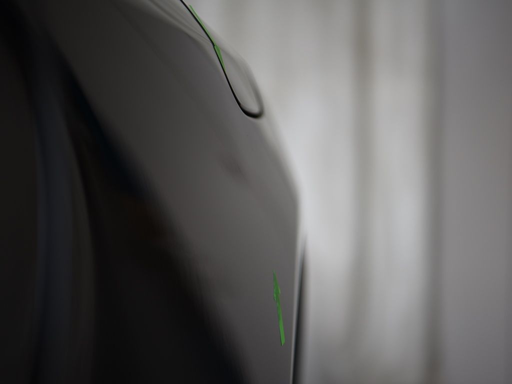 LC500h 左リアフェンダーデントリペア前