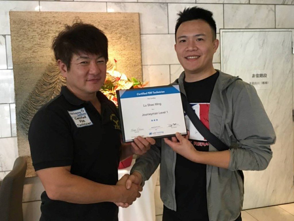 台湾の技術者Shaoさん デントリペア国際ライセンス認定