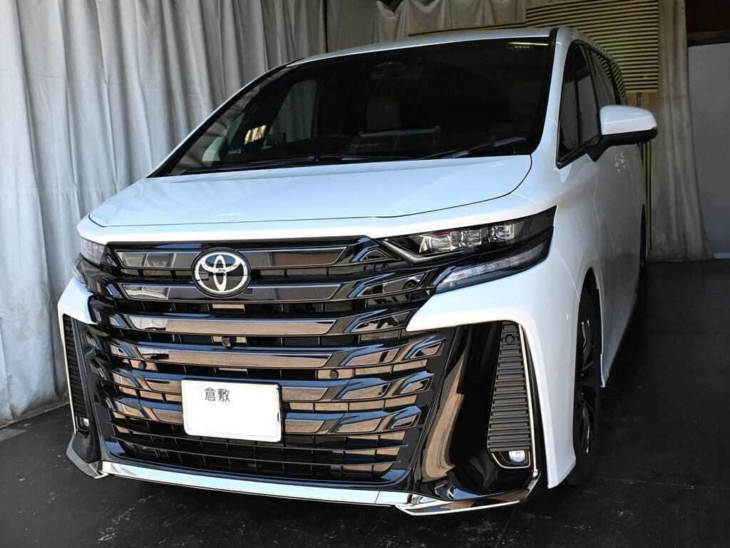 トヨタ40系ヴェルファイア デントリペアのご依頼ご来店